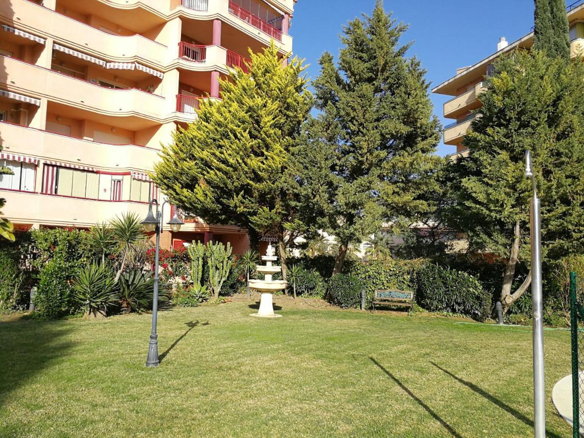 Apartamento En ฟูเอนฮิโรลา ภายนอก รูปภาพ