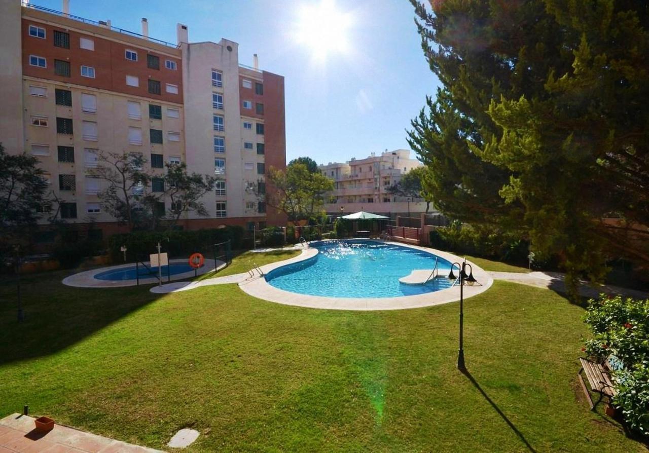 Apartamento En ฟูเอนฮิโรลา ภายนอก รูปภาพ